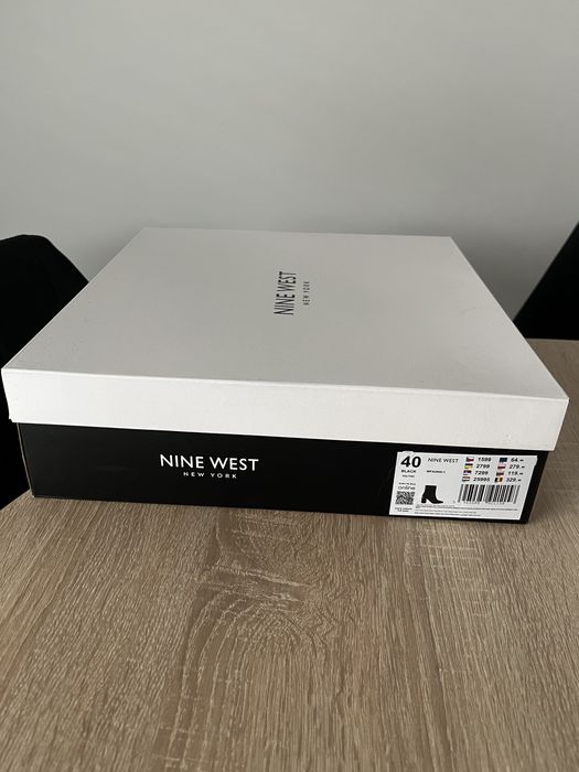Nowe botki czarne zamszowe Nine West 40 na słubku obcas kozaki suwak
