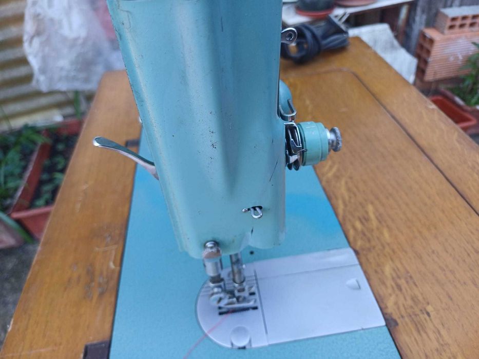 Máquina de Costura Singer, antiga