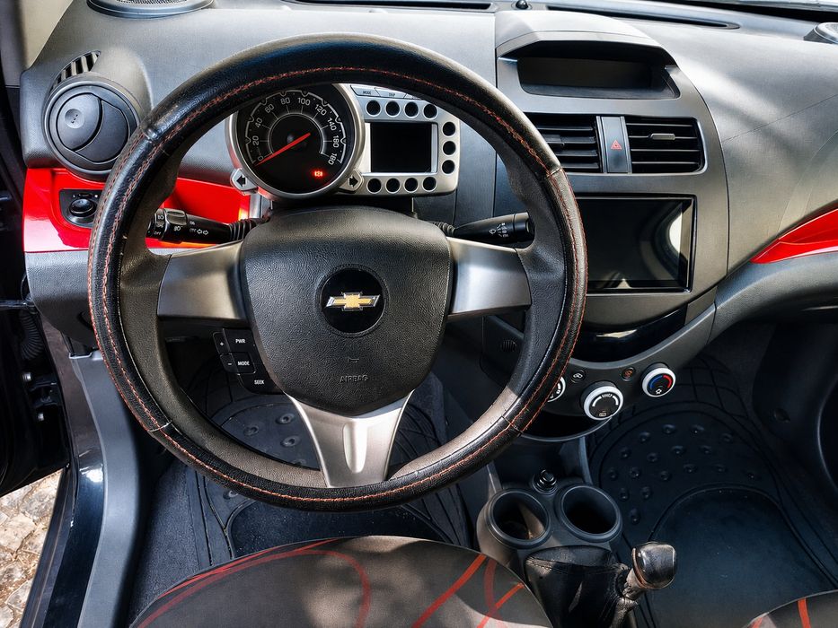 Chevrolet Spark 1.2i de 2010 (Rádio Android)