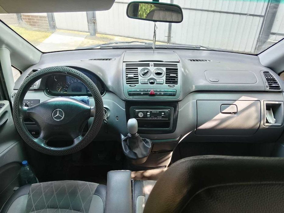 MERCEDES-BENZ Vito 639 Vito 111 CDI 9 місць