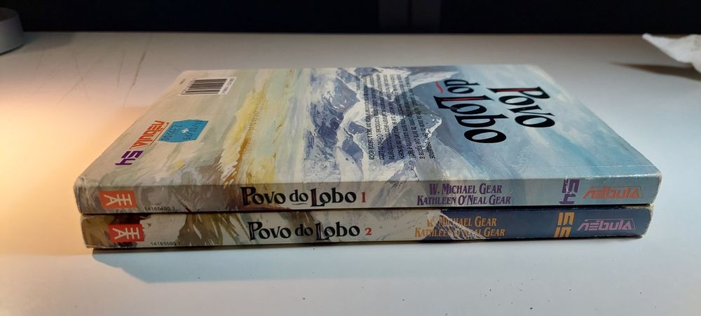 Povo do Lobo (1° e 2° Volumes - Publicações Europa-América)