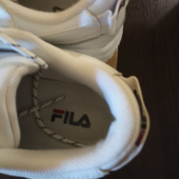 Кросівки демісезонні.