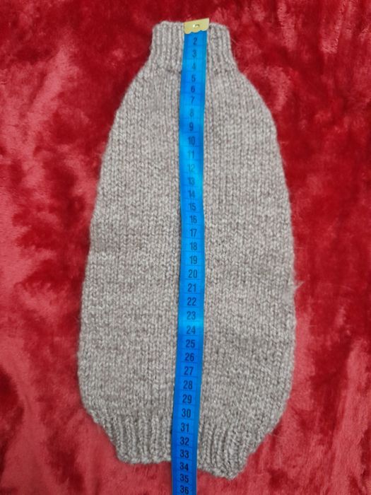 Вьязаний светр для котика