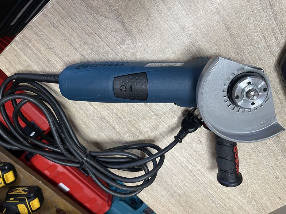 Bosch GWS 13-125 CI / болгарка Бош 125мм 1300W