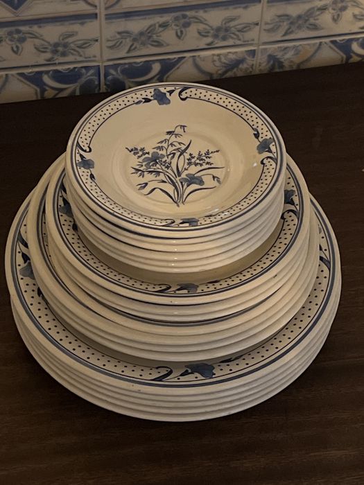 Serviço de Refeição em Cerâmica Andina – 18 Peças