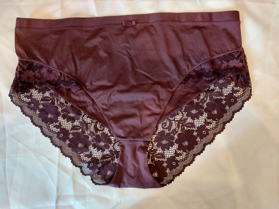 Бюзгалтер великого розміру