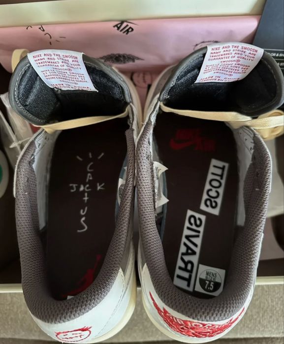 36/45 Jordan 1 Low x Travis Scott (in box)