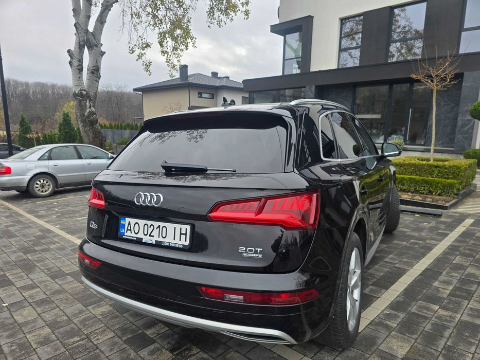 продам автомобіль Audi Q5 2018