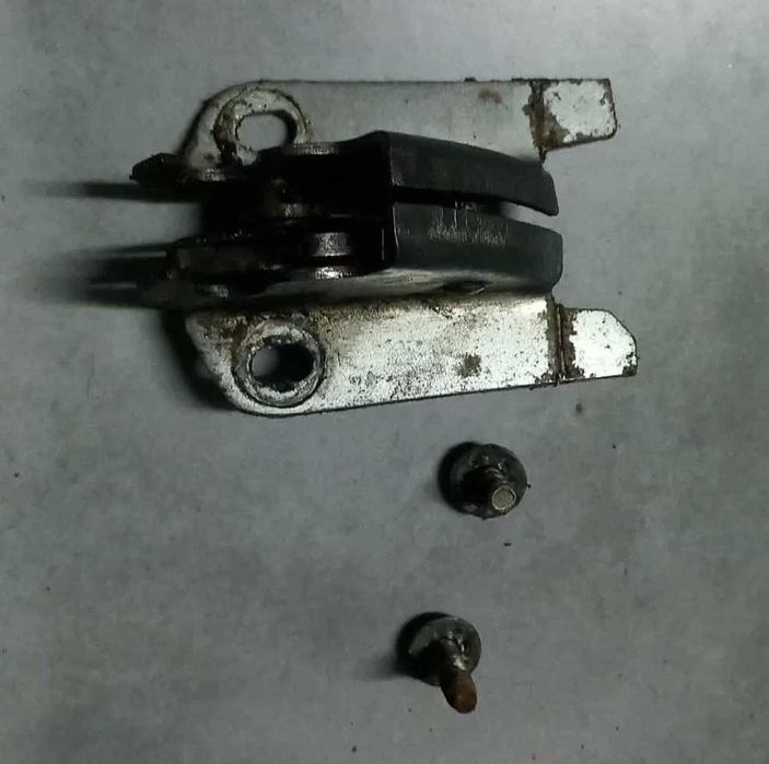 Fechos tampa da mala Renault 4L