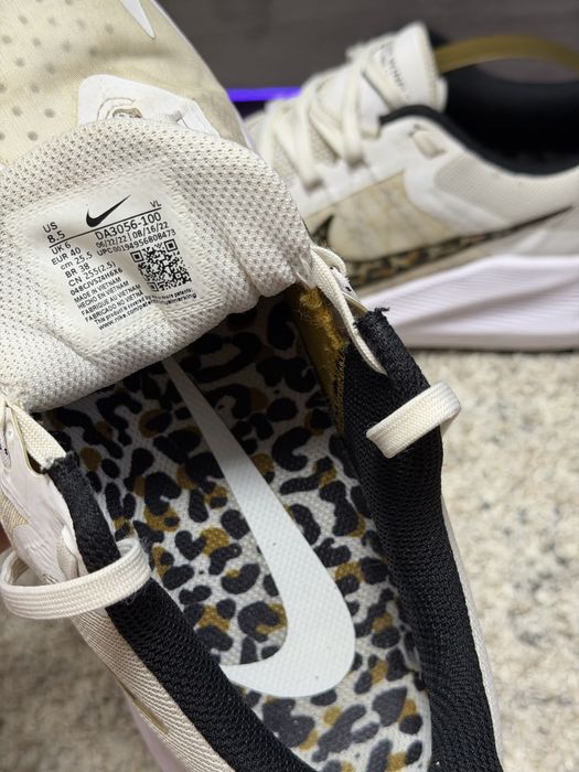 Nike Air zoom кроссовки размер 40