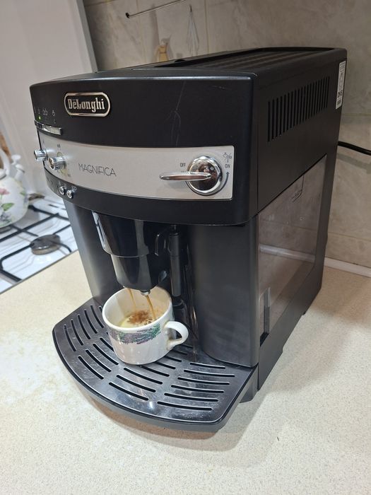 Кофемашина Delonghi Magnifica Eco