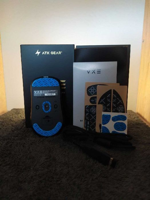 нова Ігрова мишка VXE R1 Pro Black (49g, PAW3395)