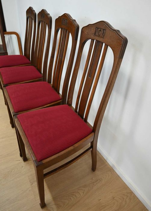 cztery krzesła międzywojenne 012902