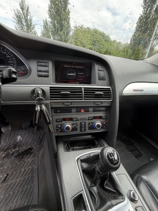 Audi A6C6  3.0 Quattro  МЕХАНІКА ексклюзив  свіжа з Європи