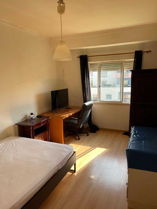 Quarto para arrendar