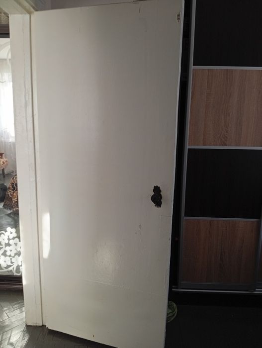 Продам межкомнатні двері