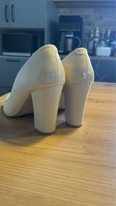 Туфлі весільні святкові нарядні