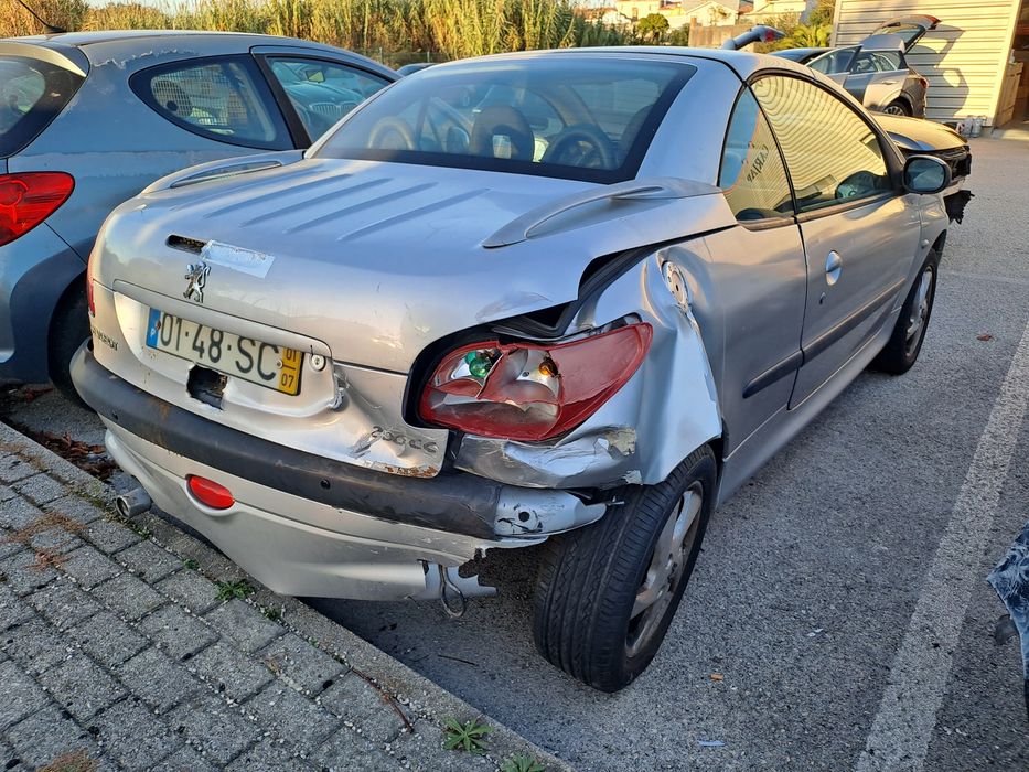 Peugeot 206 CC - Acidentado!