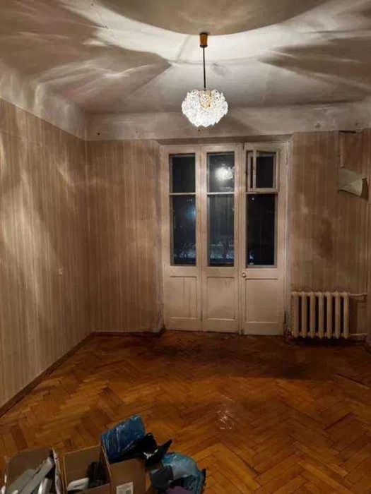 Сталінка 2к під ремонт Депутатська 17/6 метро Житомирська, Святошин