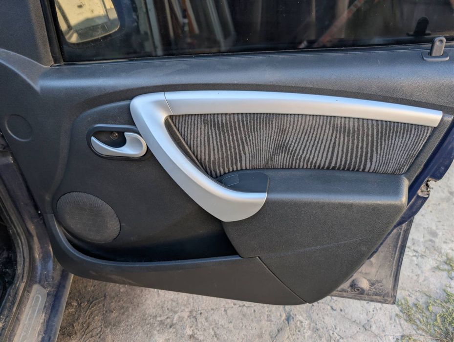 dacia logan 2009 1.6 шрот