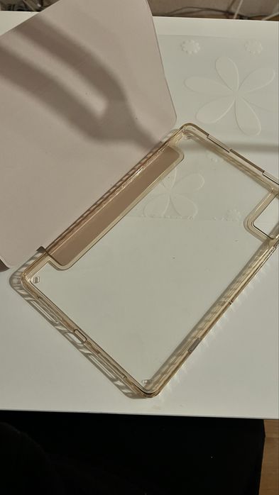 Продам новый чехол на планшет Xiaomi pad 10 Se