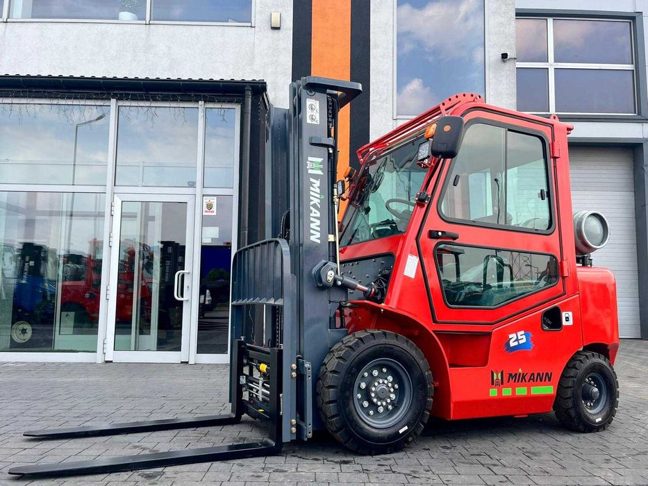 Wózek Widłowy 2,5T MIKANN, Maszt 4.5m,Triplex, Benzyna-Gaz, Japan Trak