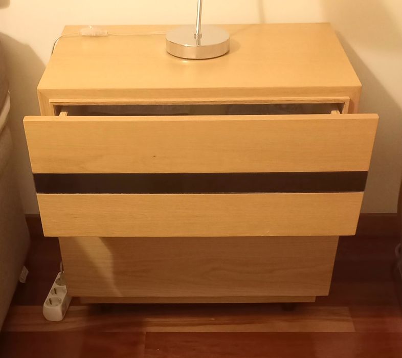 Mesas de Cabeceira Novas em Carvalho