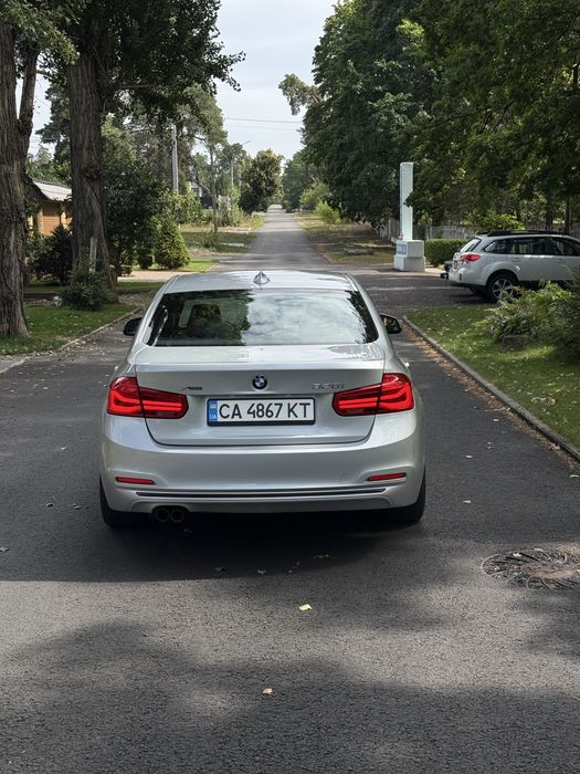 BMW 3 Series 2016 VIN WBA8E3C54GK504351 фото оголошення 4 з 8