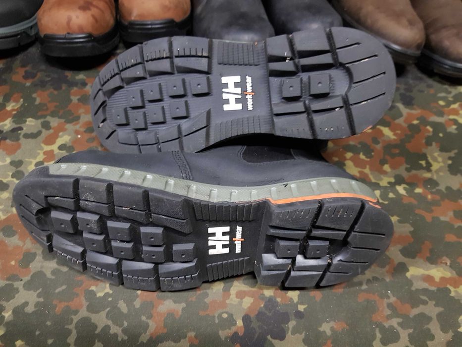 Buty robocze HELLY HANSEN rozm 43 wkł 28 cm