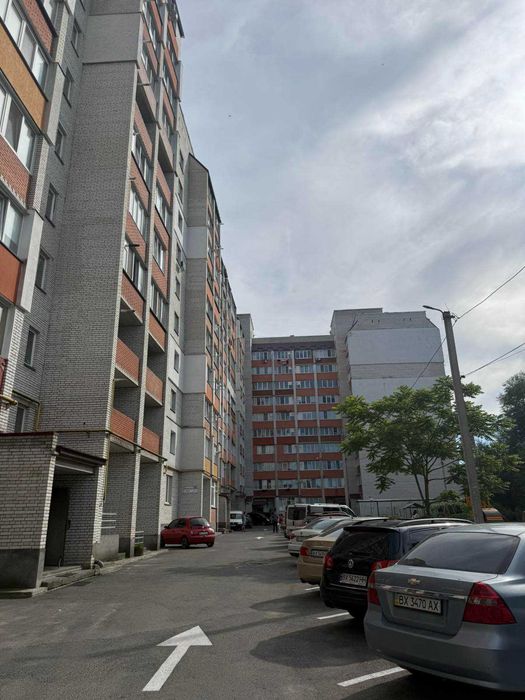 Дешевше немає куда, 700 дол за квадратний метр!!!