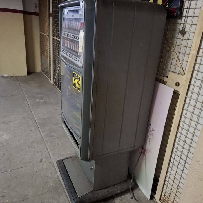 Maquina de tabaco.