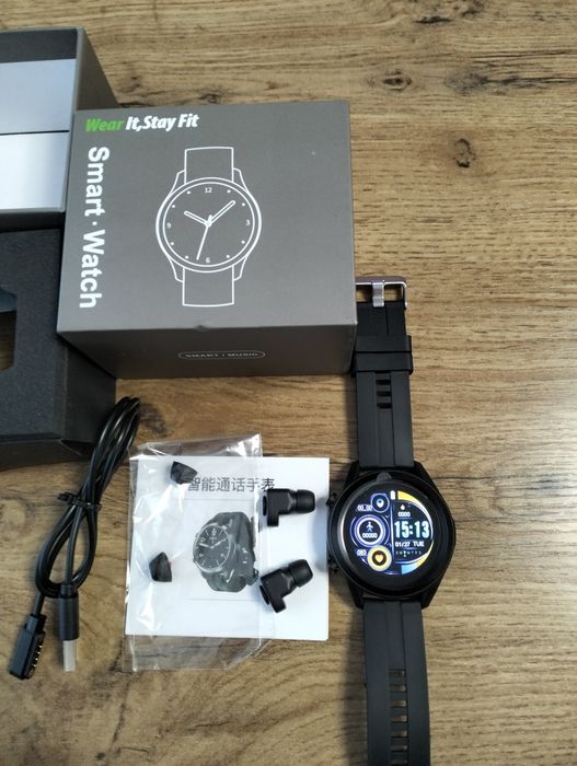 Smartwatch ze sluchawkami