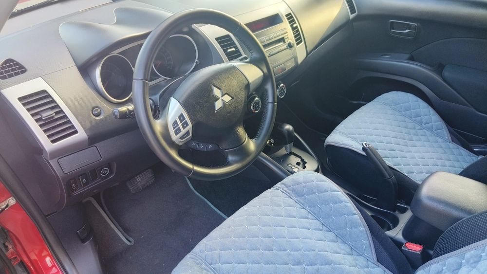 Продам автомобіль Mitsubishi 2011 року