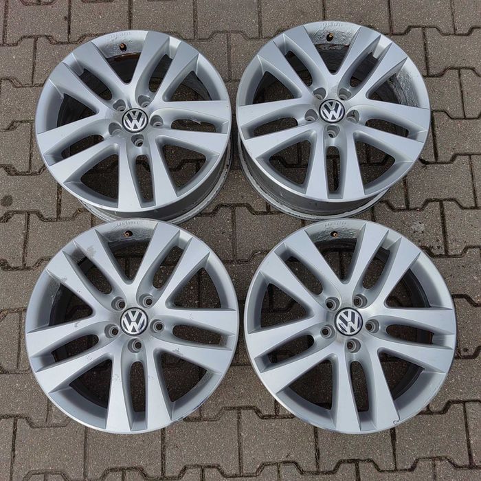 18" Oem VW Tiguan R-LINE 5N0 Arteon Passat B8 B7 B6 Golf VII VI Touran Tiguan Caddy Seat Atteca Skoda Octavia Superb Kodiq Karoq 5NA601025H Polerowane