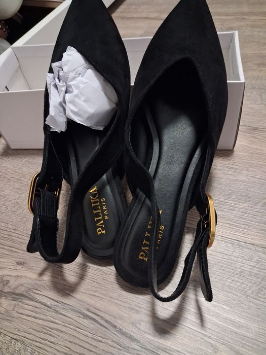 Buty nowe zamszowe