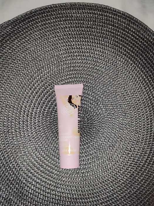 Dezodorant + serum w kremie