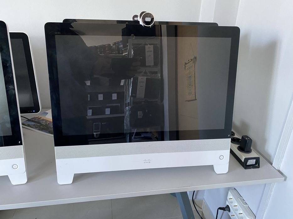 Монітор відеотермінал Cisco DX80 1920x1080