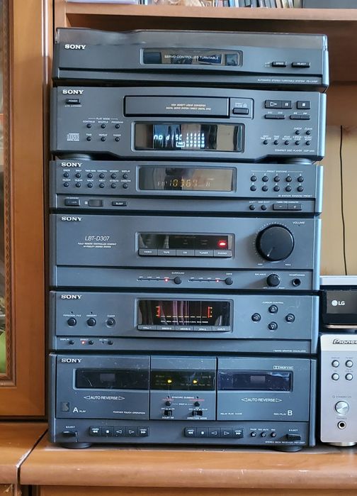 Sony LBT-D307 — Полная Hi-Fi система в сборе.  Все компонеты в наличии