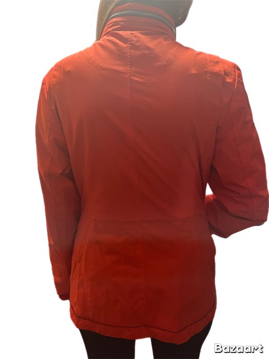 Вітровка Delfin