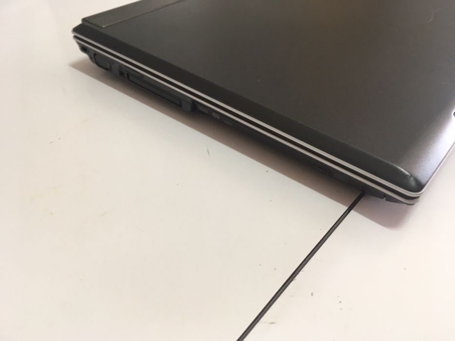 Asus V6JX00J