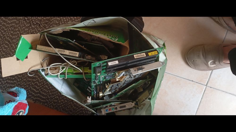 Bords memórias discos rígido s