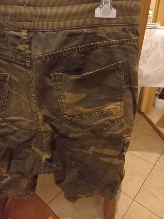 Krótkie spodenki męskie Zara roz.38
