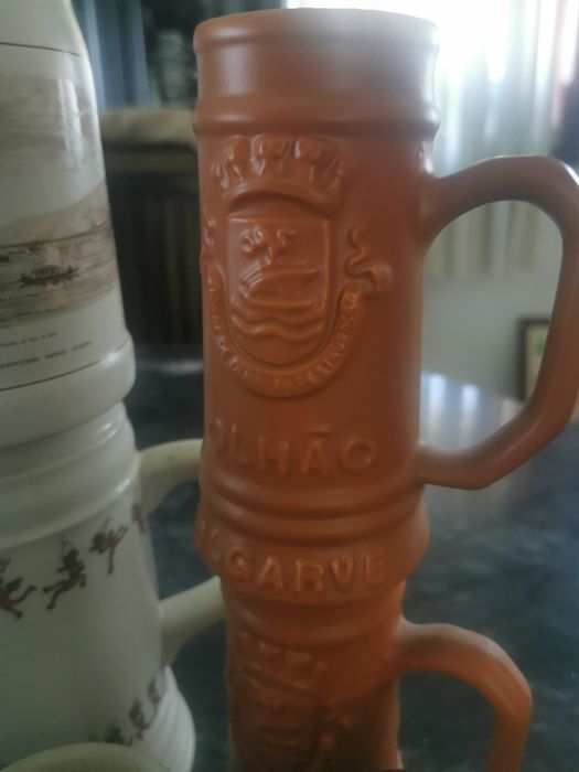 Canecas de louça de colecção., vários tamanhos