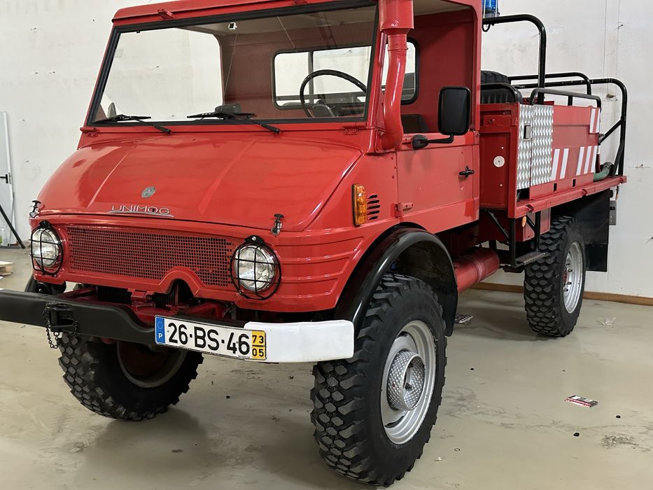 Vendo UNIMOG 413.110 de 1973, com matricula civil