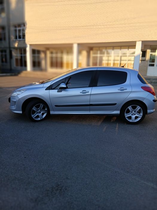 Peugeot 308 1.6 бензин
