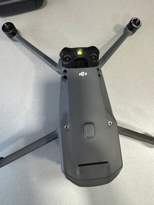 Квадрокоптер, дрон - DJI Mavic 3T enterprise с тепловизором в идеале