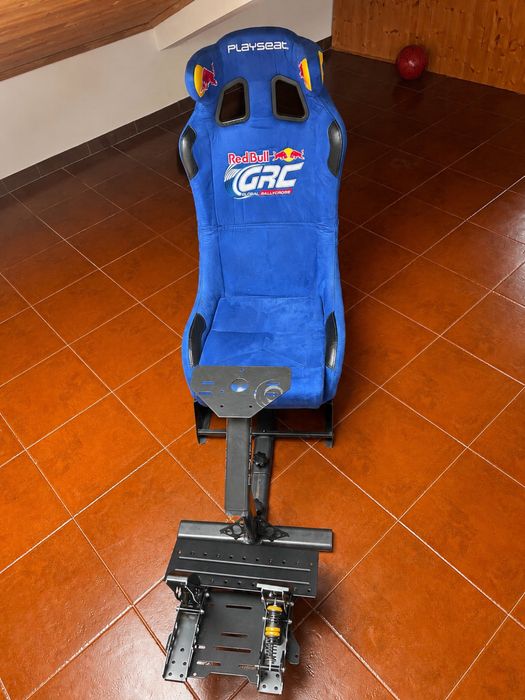 Playseat Evolution Pro Red Bull