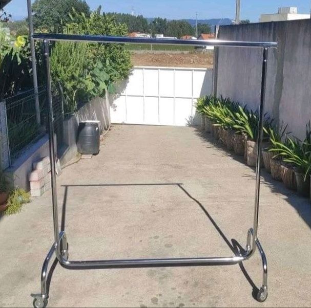 Expositor bom estado