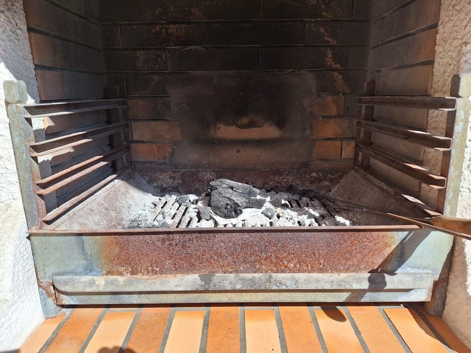 Grelhador para churrasqueira. Quinta do Conde