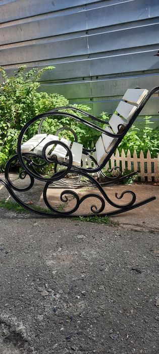 Кресло качалка для дома или дачи